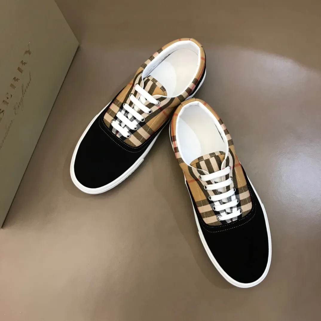 p360 "Burberr*" new men's classic low-top sneakers, reinterpreted with retro plaid cotton and cowhide materials, decorated with a new brand logo. First-layer sheepskin lining, embossed Burberry logo on the heel, original TPU outsole, size 38-44